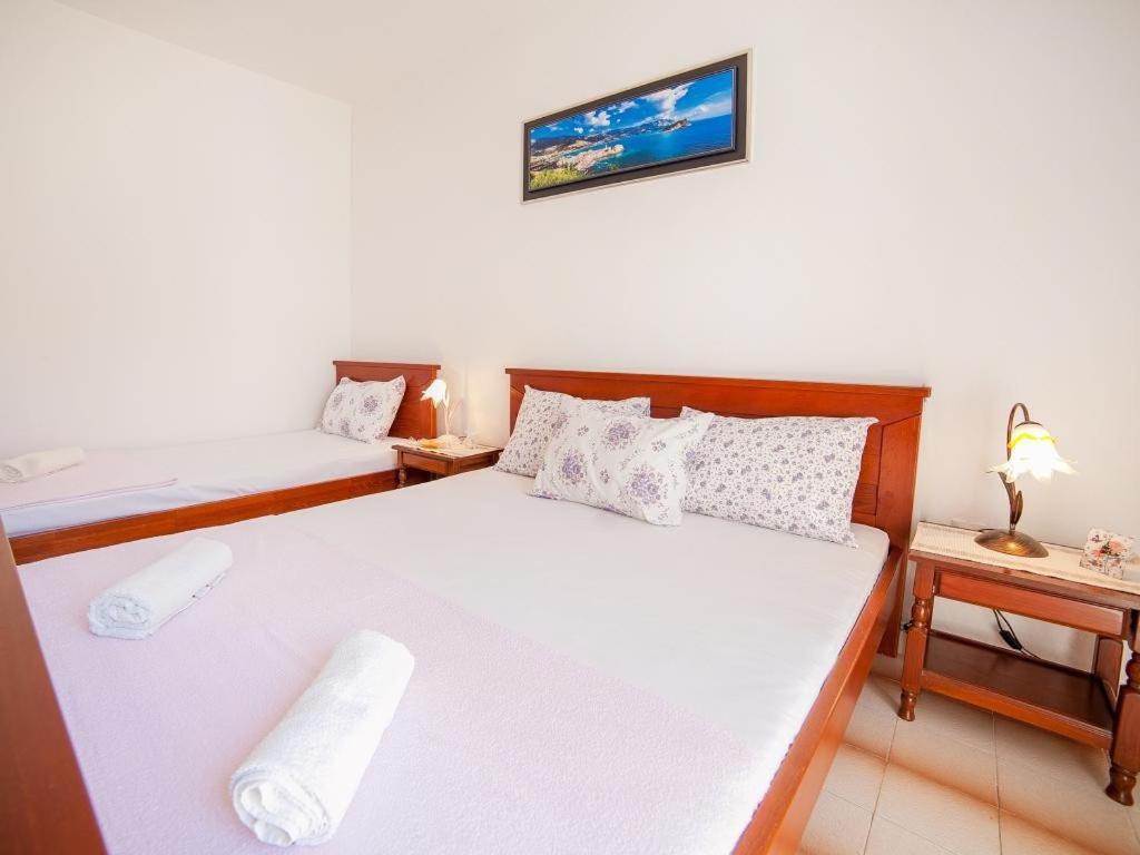 Rooms Garden Petrovac Szoba fotó