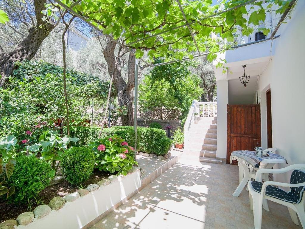 Rooms Garden Petrovac Szoba fotó
